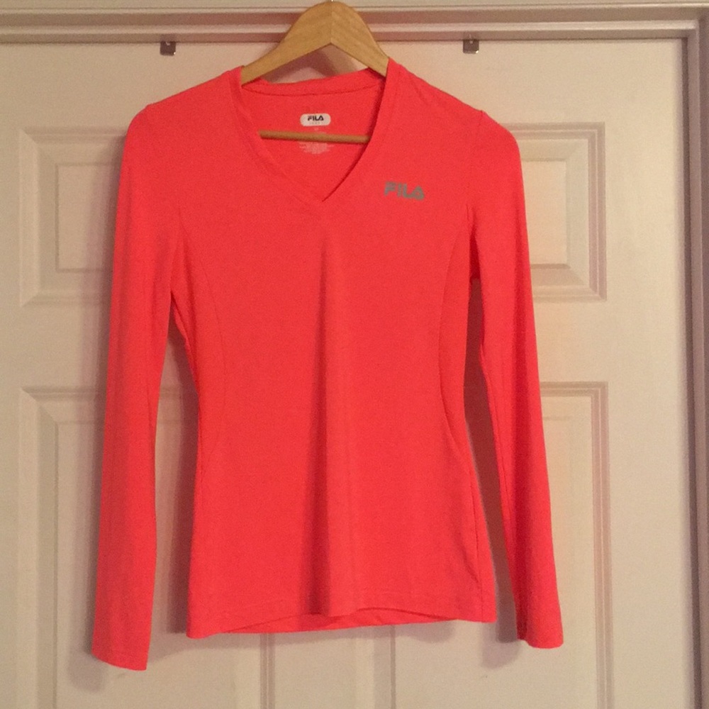 Fila women’s xs orange workout top